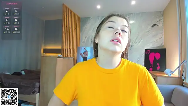 miss bubbles  online show from September 26, 1:25 am