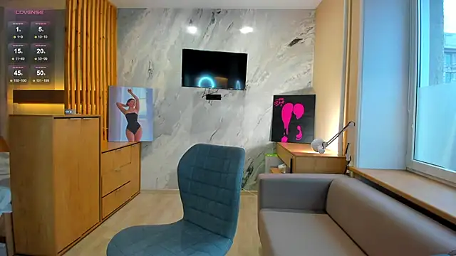 miss bubbles  online show from September 12, 12:55 am