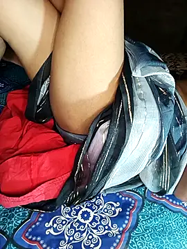 villagequeen1 online show from November 5, 8:08 am