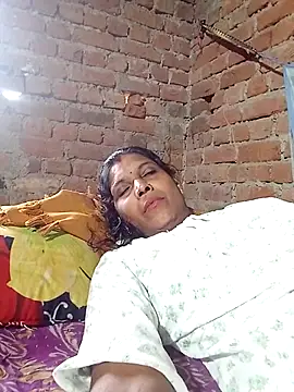 Savita992 online show from October 15, 7:00 am