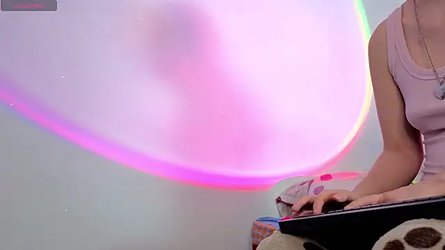 Sharon Black online show from February 9, 3:14 pm