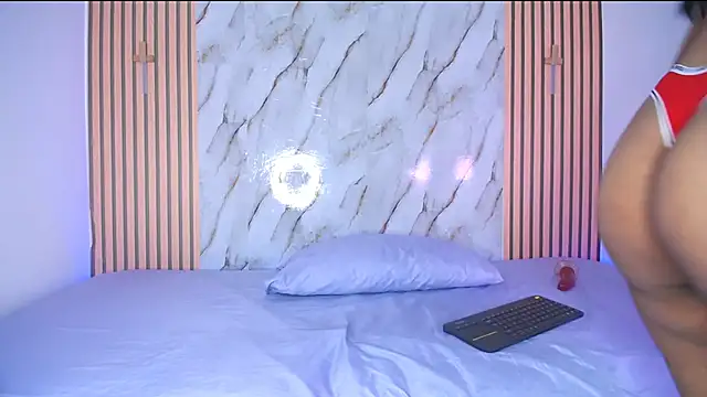 melani eli online show from October 6, 1:28 pm