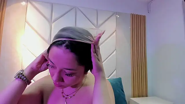 BarbieMonet online show from October 30, 12:17 pm