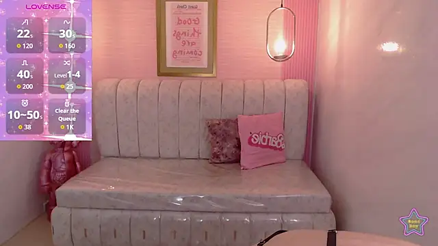 venuss09 s online show from February 19, 1:54 pm