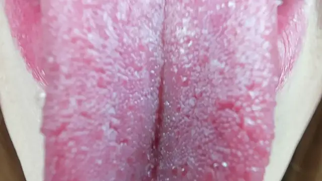 yourkriss new1 online show from September 26, 7:33 pm