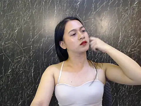 ur asianpretty online show from April 28, 11:36 am