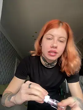 Nancyhot777 online show from December 4, 11:45 am