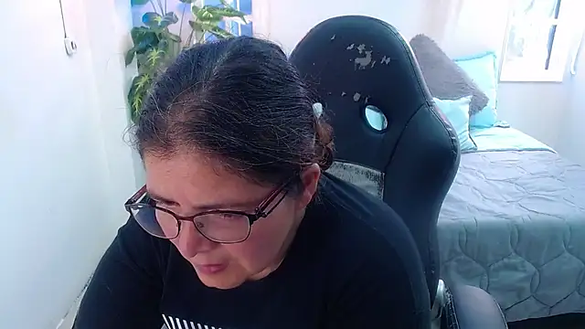 Linda banks  online show from September 16, 7:55 pm