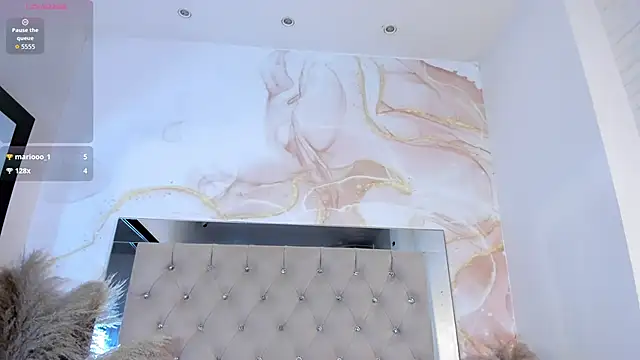 Alana Kim online show from November 21, 7:49 pm