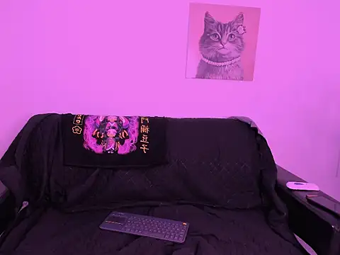 nahomy ryans online show from November 24, 10:34 pm