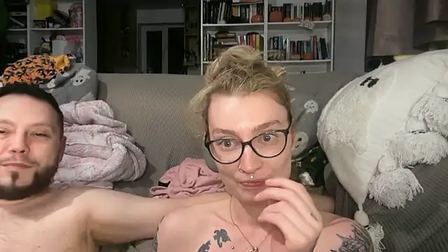 harleyblair online show from May 28, 1:58 am