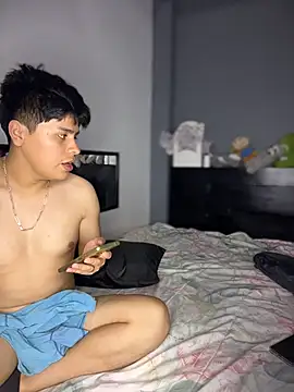 Kailertwink online show from November 19, 3:28 am