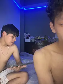 Kailertwink online show from May 30, 1:47 am