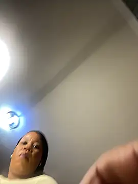 THICKBUNNYCHICKxxx online show from February 13, 8:10 pm