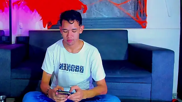 jeremytonner online show from November 2, 4:16 am