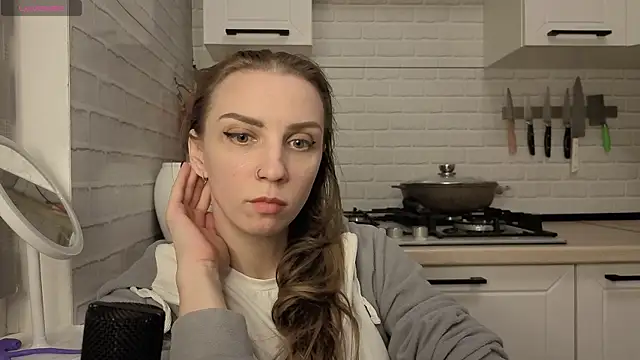 Edena  online show from April 19, 6:21 pm