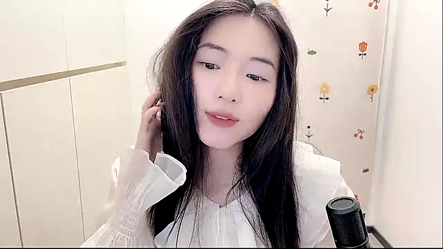 Rosalind xixi online show from October 8, 2:10 pm