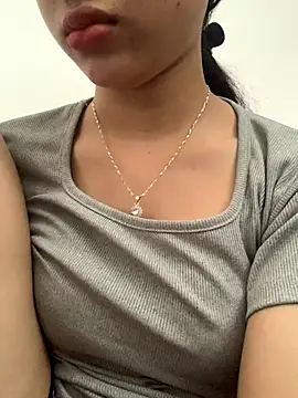 Snapshot of Nguyenha11 chatting on October 29, 7:34 am Nguyenha11 online show from October 29, 7:34 am