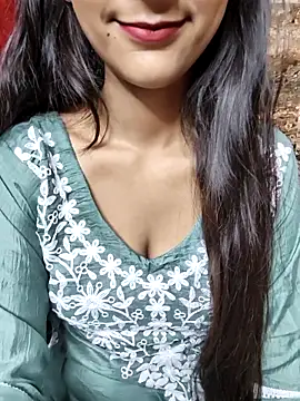 Snapshot of Indian-Aleena chatting on October 10, 4:01 pm Indian-Aleena online show from October 10, 4:01 pm