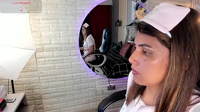 scarletbaker  online show from October 22, 2:55 pm