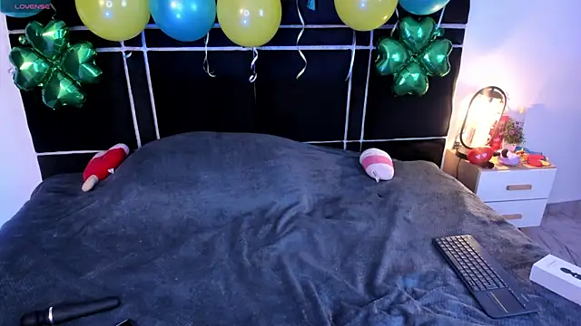 Zoe Vg online show from April 11, 7:28 pm