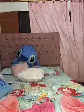 Rachellcooperrr online show from November 30, 5:00 am