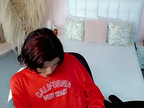 nathalialoes1 online show from November 11, 1:56 am