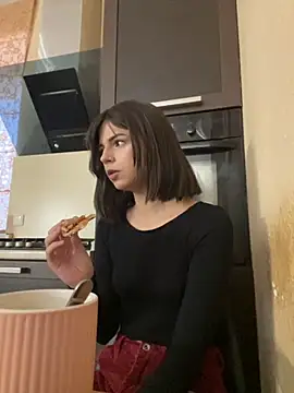 Miranda Kerry online show from September 26, 6:22 am