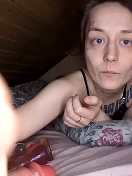 marijacucu online show from April 29, 8:36 pm
