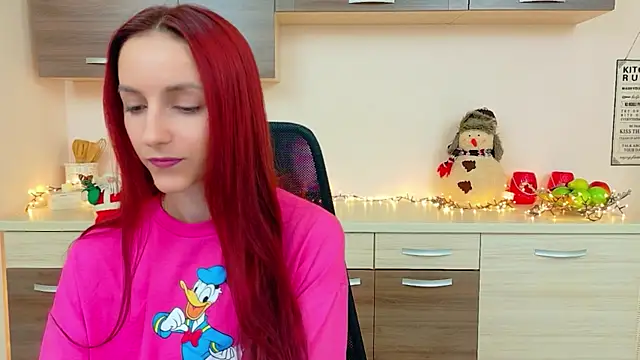 Julia Jae online show from January 8, 7:34 am