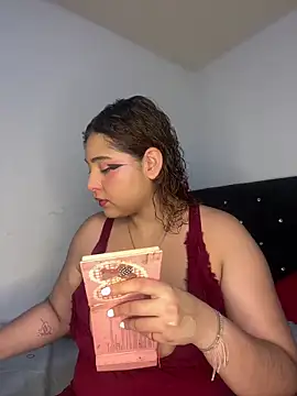 Snapshot of SamanthaaReed chatting on September 27, 11:45 pm SamanthaaReed online show from September 27, 11:45 pm