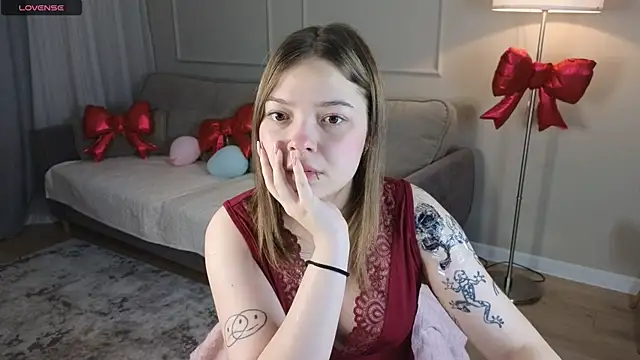 patriciapink online show from February 27, 1:27 am