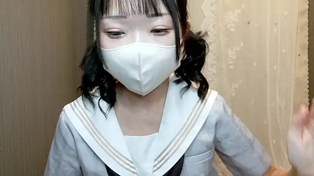 Snapshot of ms_suzuka chatting on October 7, 12:04 am ms suzuka online show from October 7, 12:04 am