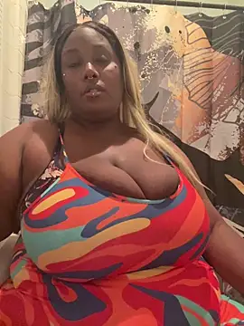 Cocomamii1 online show from June 6, 5:03 am