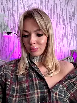 miss veroNika online show from October 18, 3:53 am