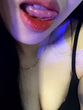 Mon monbaby online show from January 10, 6:45 pm