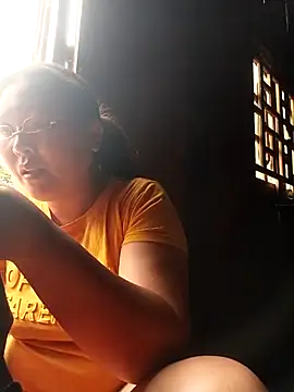 mptan73 online show from May 25, 9:19 am