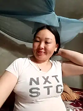 mptan73 online show from May 4, 7:23 am
