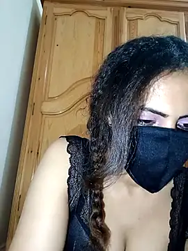 ghadiraa online show from April 7, 12:45 am