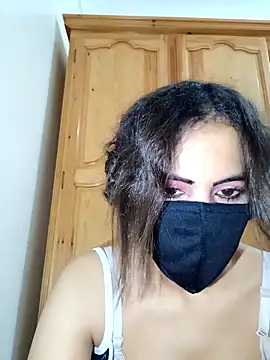 ghadiraa online show from February 1, 6:06 pm