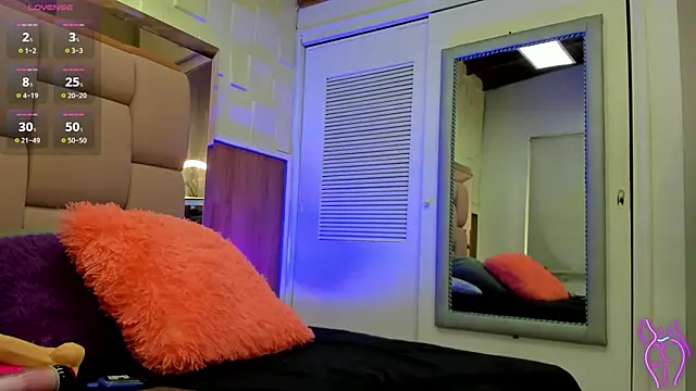 valeriahenao1 online show from September 30, 7:30 pm