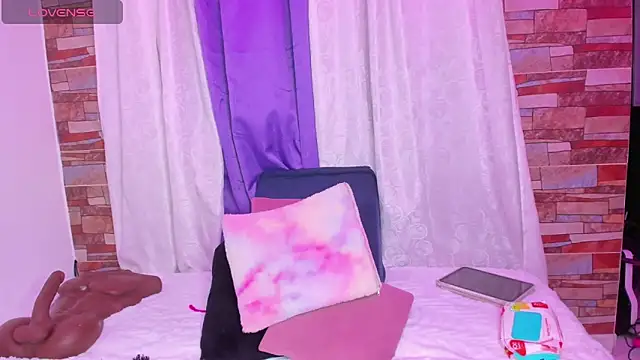 Brandy brown  online show from March 9, 11:41 pm