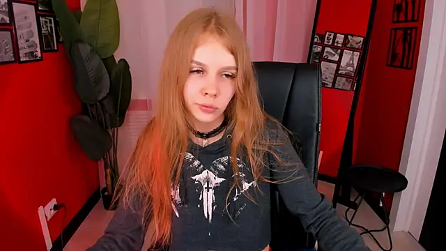 Snapshot of Selen_hells_weet chatting on September 21, 6:50 pm Selen hells weet online show from September 21, 6:50 pm