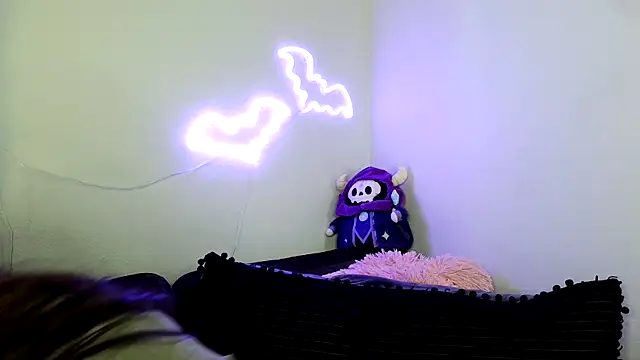 HarleyDemon666 online show from February 9, 7:16 pm