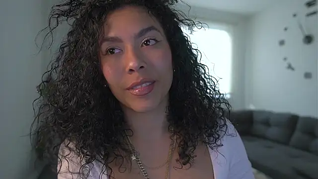 kyria 1 online show from March 13, 9:49 pm