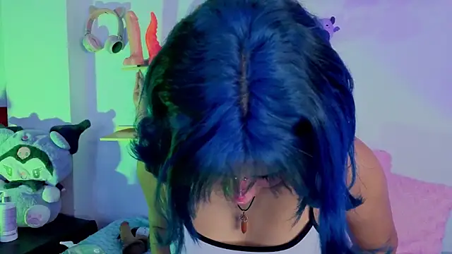 zoelight18 online show from January 18, 7:43 pm