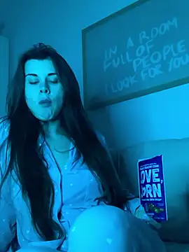 AlitaNova online show from January 8, 8:35 pm