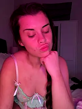 AlitaNova online show from November 14, 9:48 pm