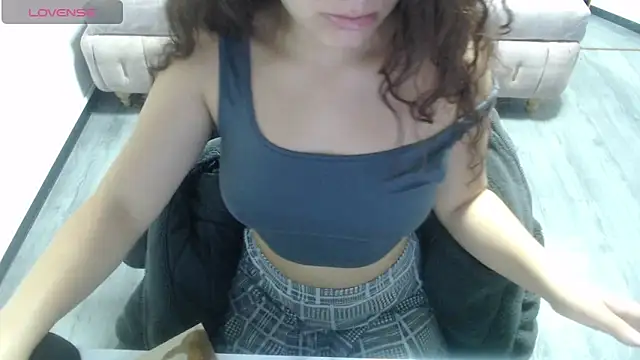 Velvet Moon V online show from January 15, 1:17 pm