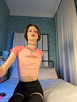 madi snow online show from November 26, 12:17 pm